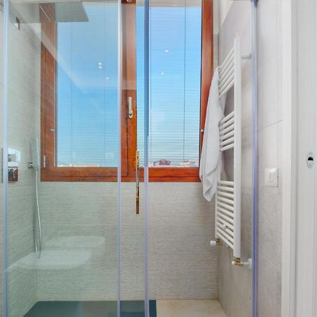 דירות אולביה Window On The Sea מראה חיצוני תמונה